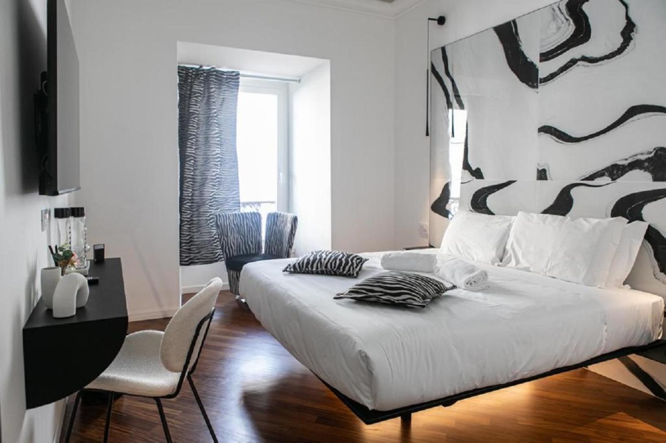 Hotel Bhr Cavour 150 Roma Exterior foto